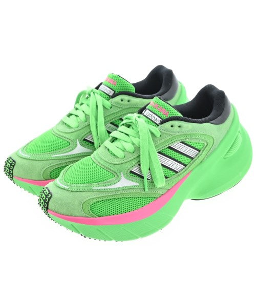 adidas 運動鞋