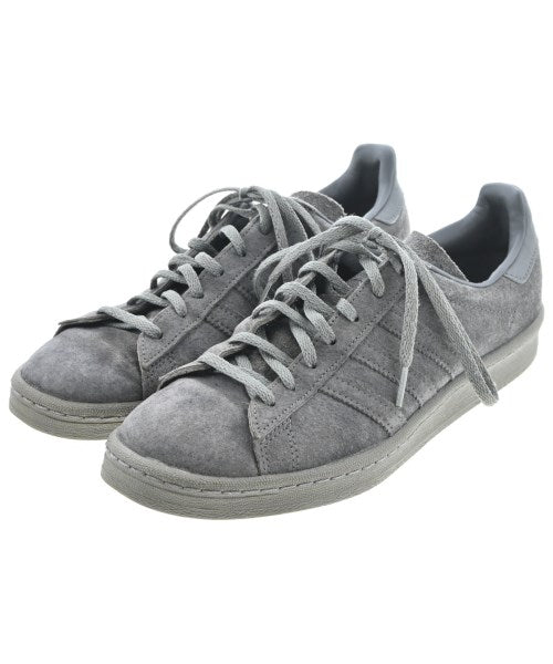 adidas 運動鞋