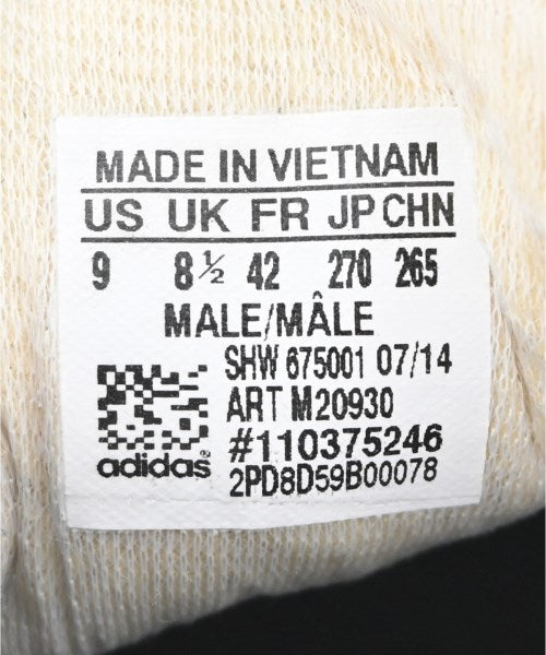 adidas 運動鞋