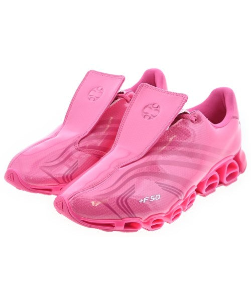 adidas 運動鞋