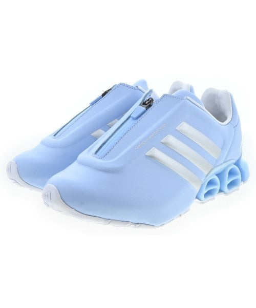 adidas 運動鞋