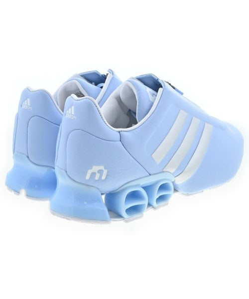 adidas 運動鞋