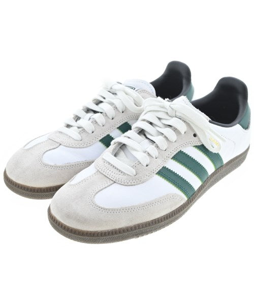 adidas 運動鞋