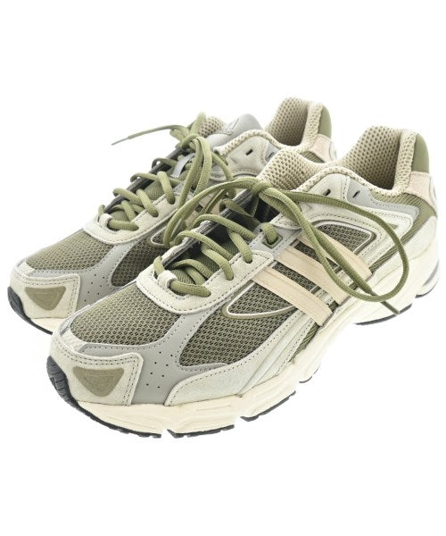 adidas 運動鞋