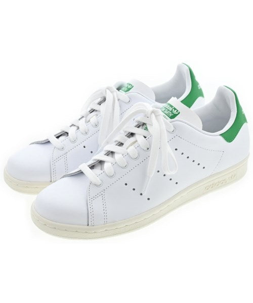 adidas 運動鞋