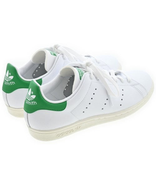 adidas 運動鞋