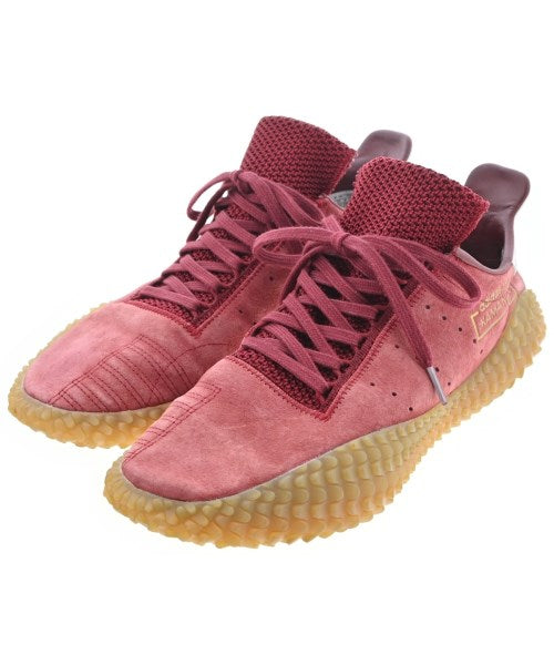 adidas 運動鞋