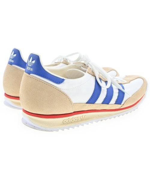 adidas 運動鞋