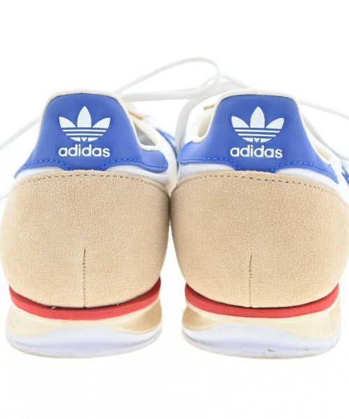 adidas 運動鞋