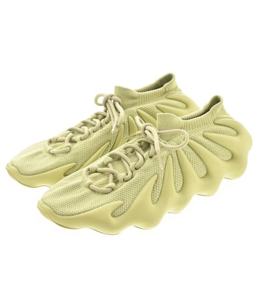 adidas 運動鞋
