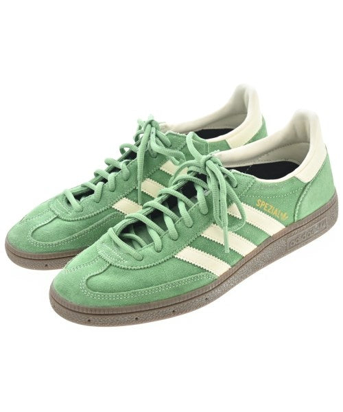 adidas 運動鞋