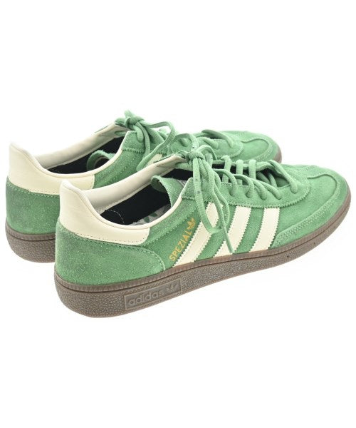 adidas 運動鞋