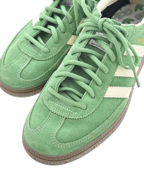 adidas 運動鞋