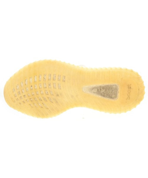 adidas 運動鞋