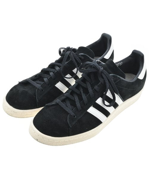 adidas 運動鞋