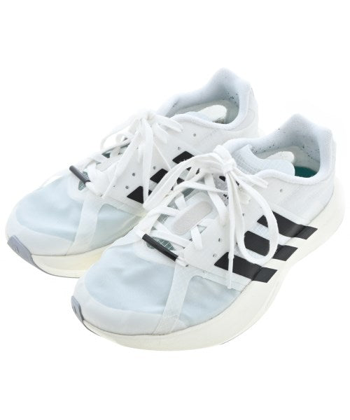 adidas 運動鞋