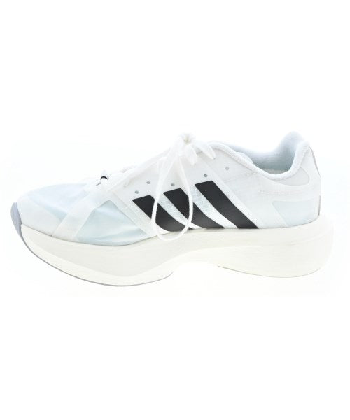 adidas 運動鞋