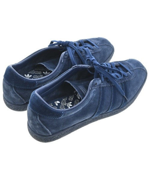 adidas 運動鞋