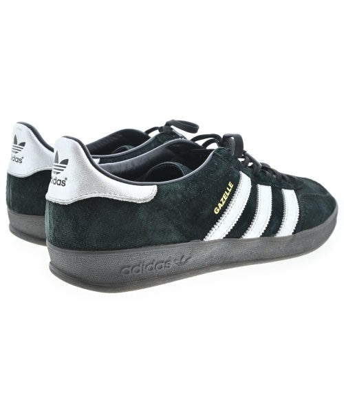 adidas 運動鞋