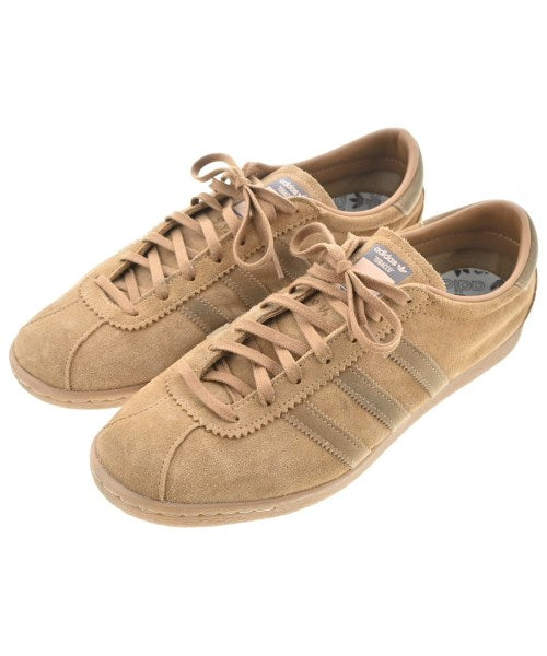 adidas 運動鞋
