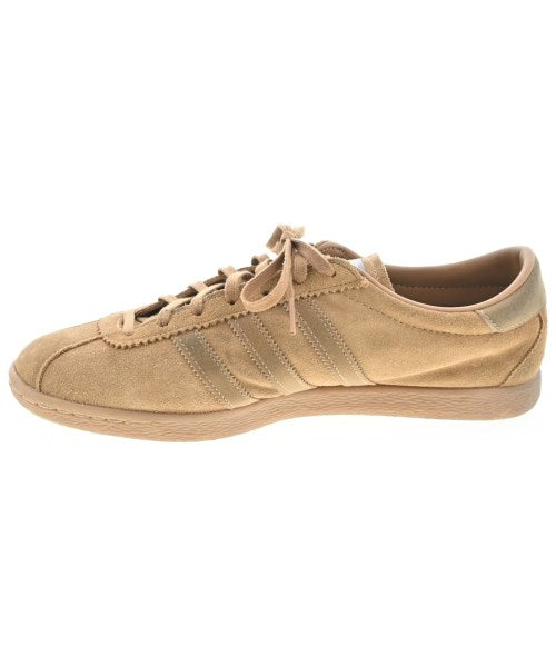 adidas 運動鞋