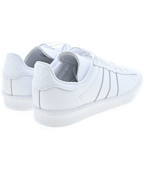 adidas 運動鞋