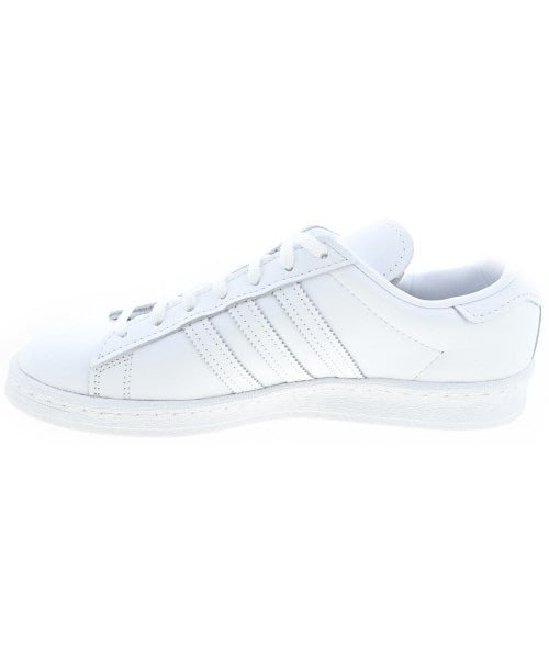 adidas 運動鞋