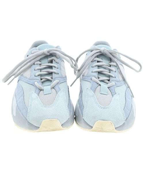 adidas 運動鞋