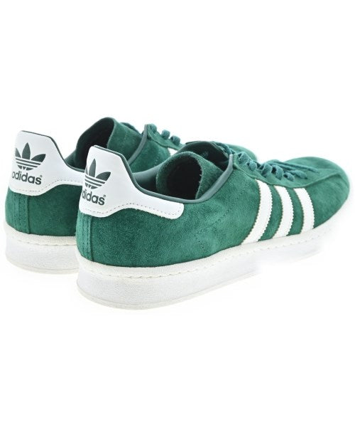 adidas 運動鞋