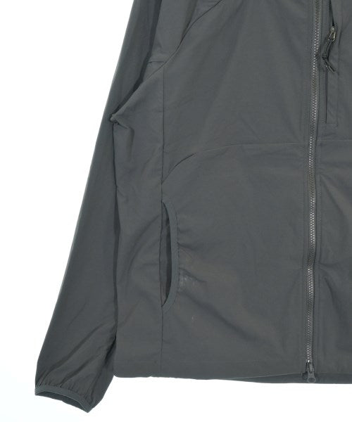 NIKE ACG 山系外套