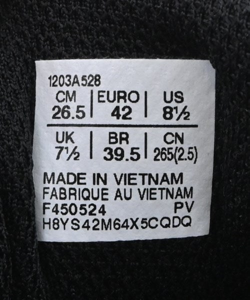 asics 運動鞋