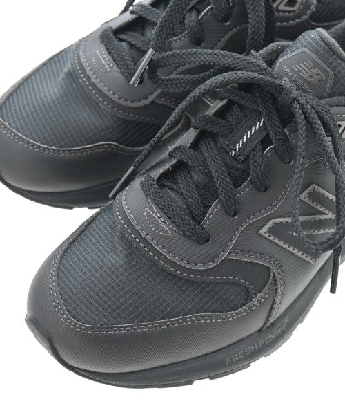 New Balance 運動鞋