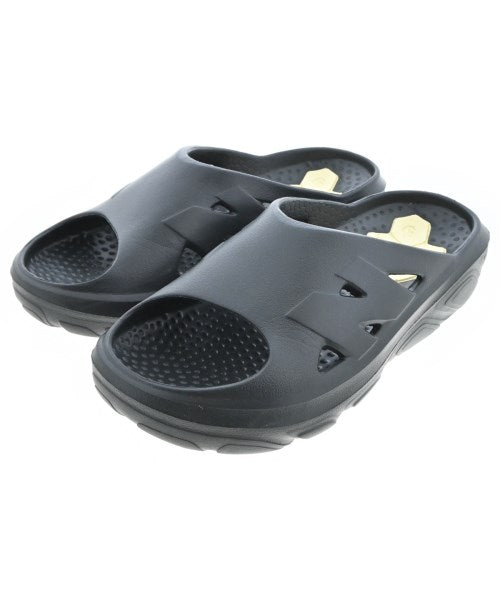 New Balance 涼鞋