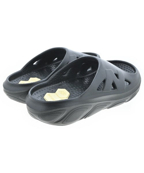 New Balance 涼鞋