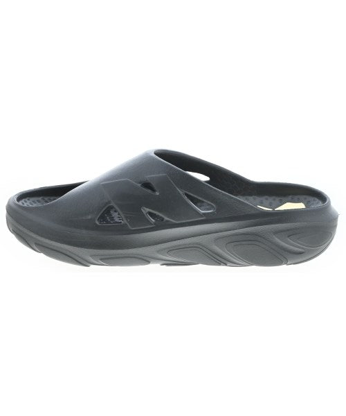 New Balance 涼鞋