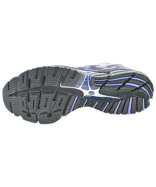 New Balance 運動鞋