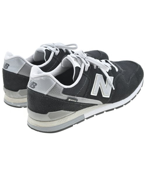 New Balance 運動鞋