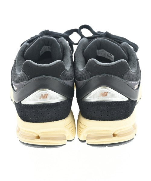 New Balance 運動鞋