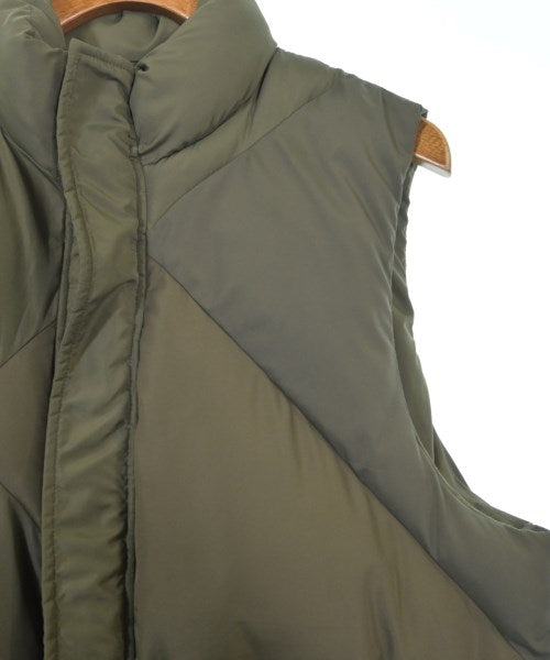 WILDERNESS EXPERIENCE 羽絨夾克/背心