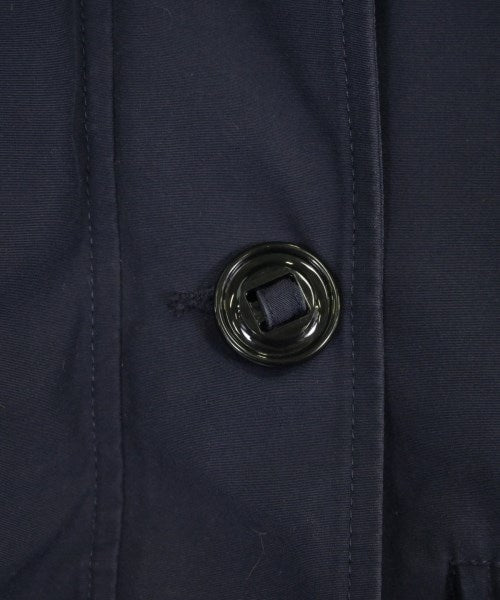 CANADA GOOSE 羽絨夾克/背心