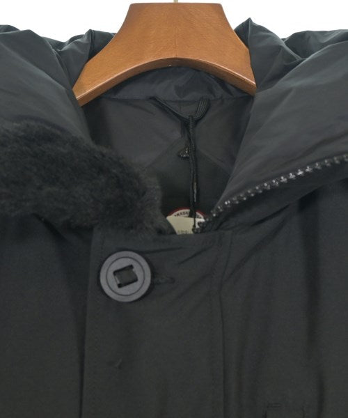 CANADA GOOSE 羽絨夾克/背心