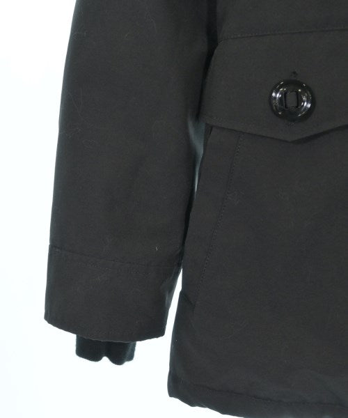 CANADA GOOSE 羽絨夾克/背心