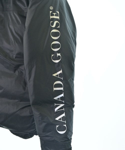 CANADA GOOSE 羽絨夾克/背心