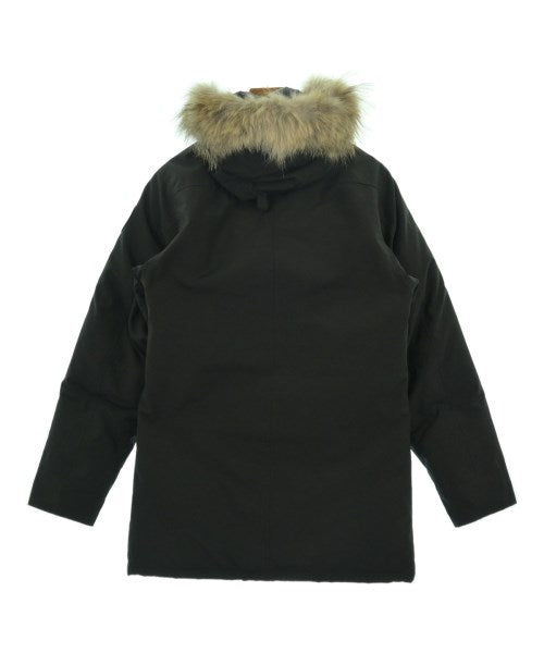 CANADA GOOSE 羽絨大衣