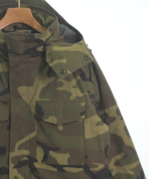 CANADA GOOSE 羽絨夾克/背心