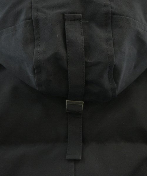 CANADA GOOSE 羽絨大衣