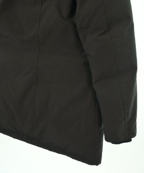 CANADA GOOSE 羽絨大衣