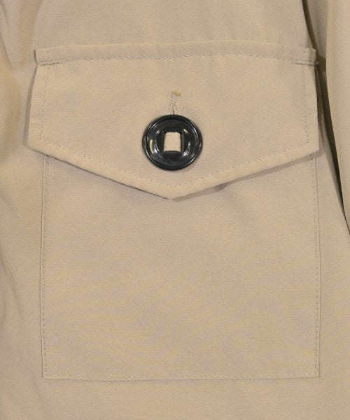 CANADA GOOSE 羽絨夾克/背心
