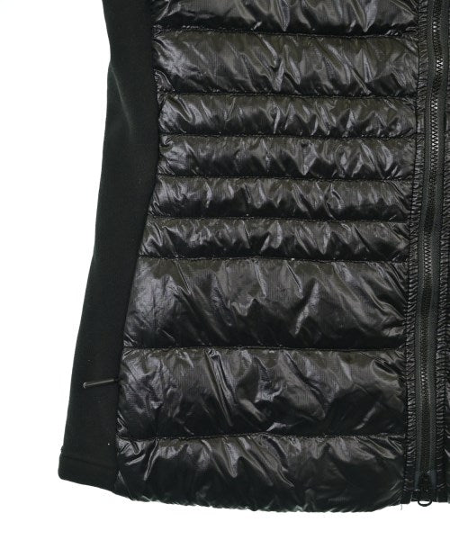 CANADA GOOSE 羽絨夾克/背心