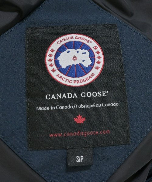 CANADA GOOSE 羽絨夾克/背心